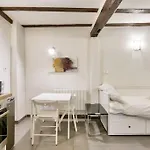 Charming Studio Historical Center Of Strasbourg